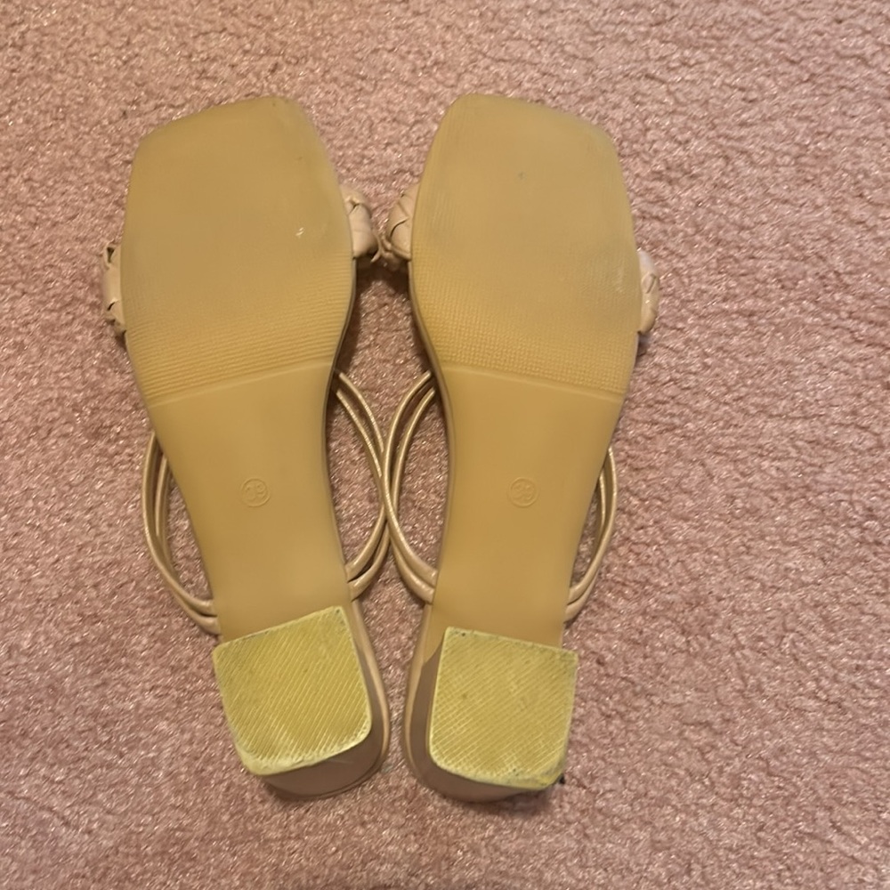 tan block heel - Picture 5 of 5